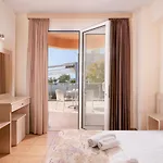 Sunray לינה וארוחת בוקר