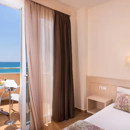 Sunray Oda ve Kahvaltı 3*