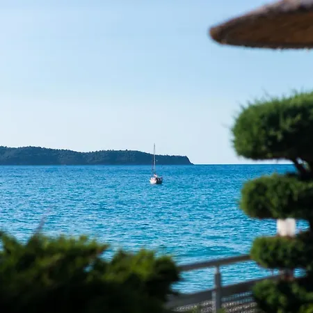 Oda ve Kahvaltı Sunray 3*