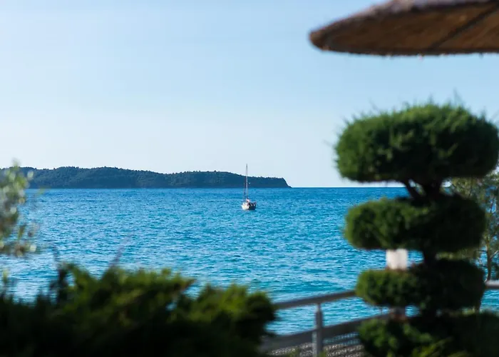 Oda ve Kahvaltı Sunray 3*