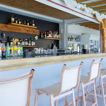 לינה וארוחת בוקר Sunray לימנריה