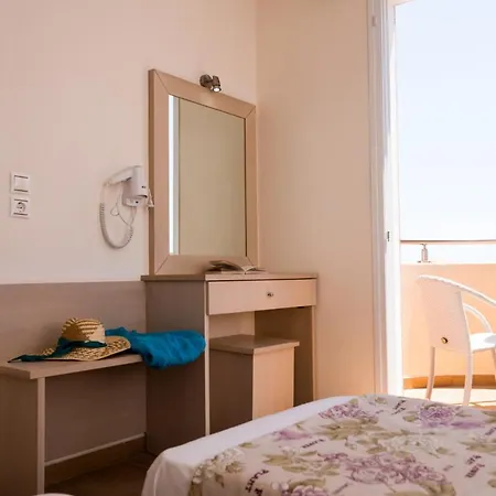 住宿加早餐酒店 Sunray 利迈纳里亚