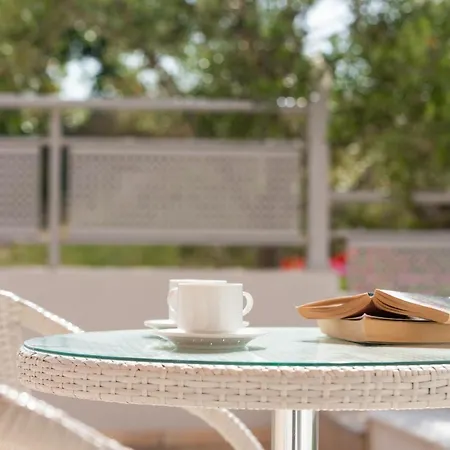 Sunray Bed & Breakfast 3*