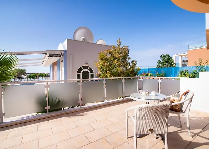 Sunray לינה וארוחת בוקר 3*